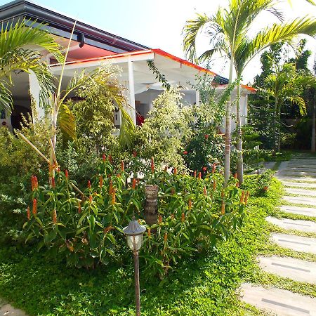 Paboreal Boutique Hotel Puerto Princesa Ngoại thất bức ảnh