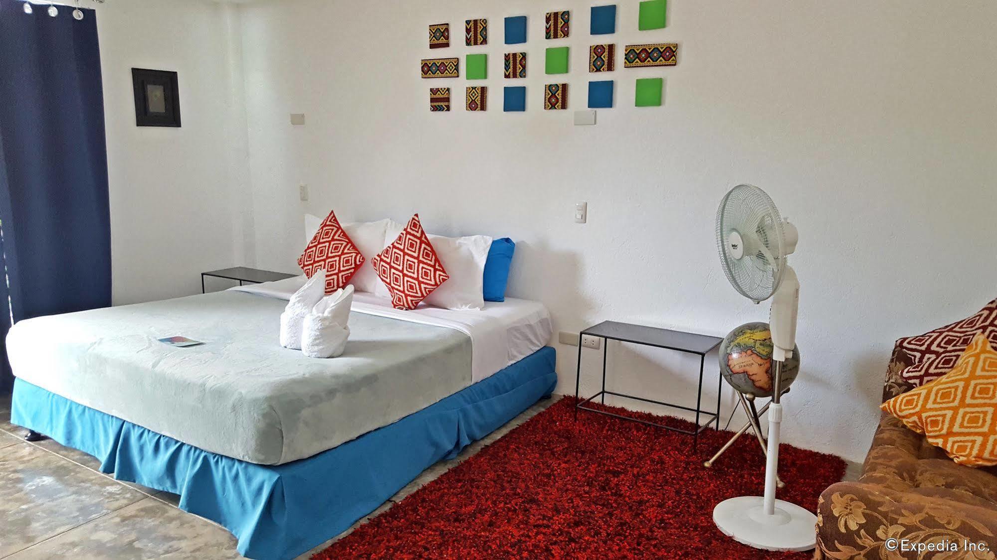Paboreal Boutique Hotel Puerto Princesa Ngoại thất bức ảnh