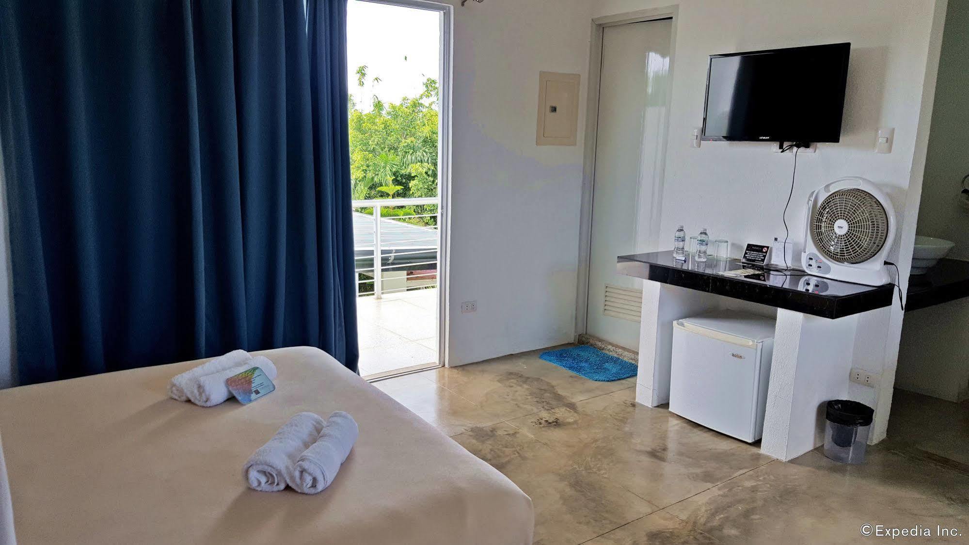 Paboreal Boutique Hotel Puerto Princesa Ngoại thất bức ảnh