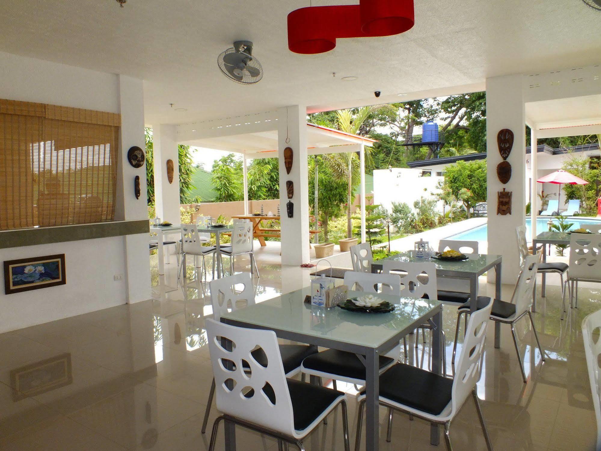 Paboreal Boutique Hotel Puerto Princesa Ngoại thất bức ảnh