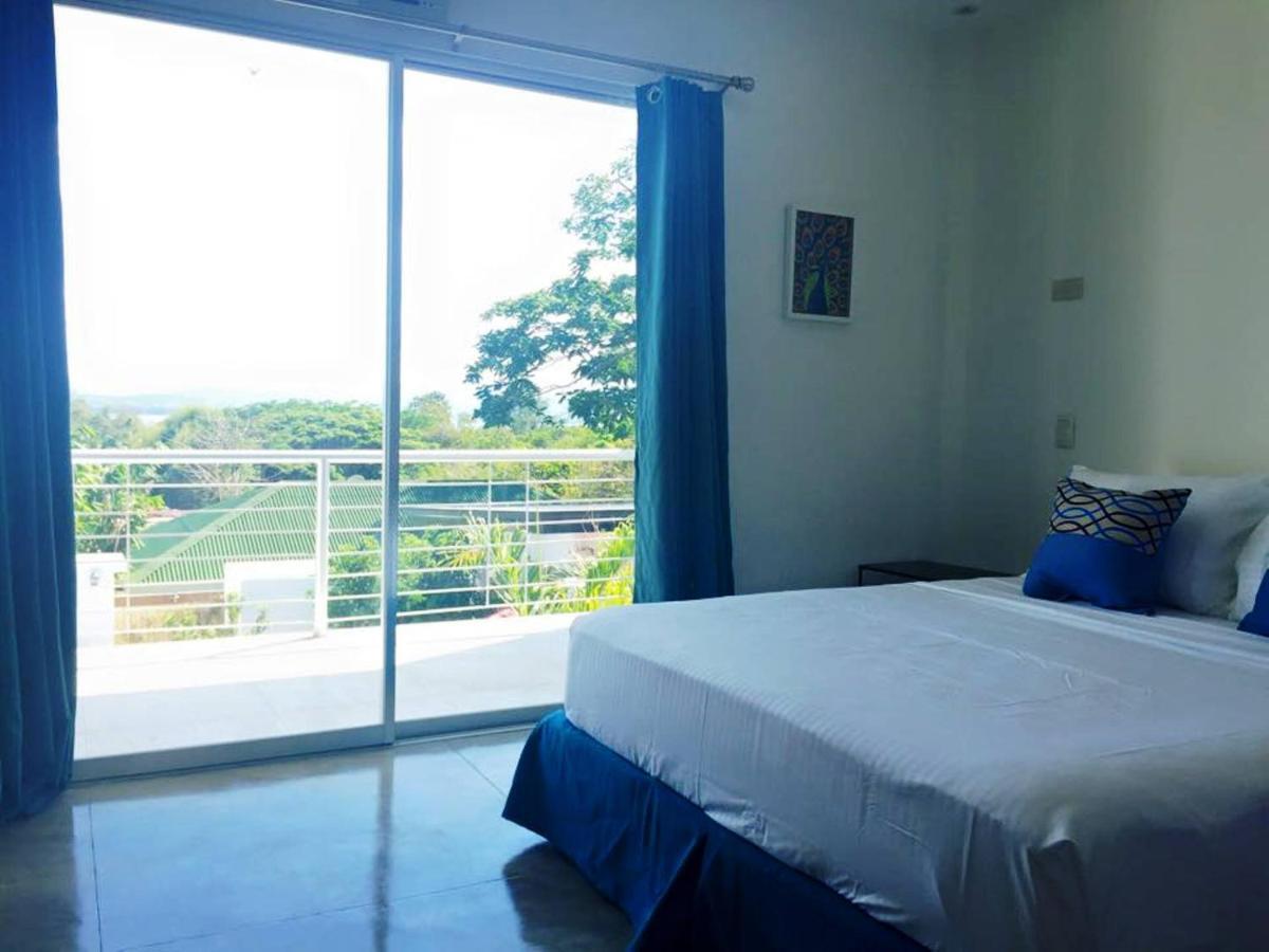 Paboreal Boutique Hotel Puerto Princesa Phòng bức ảnh